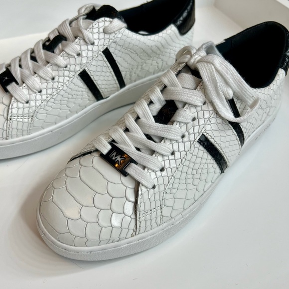 Michael Kors Snake Printed White and Black Sneaker - Picture 10 of 10